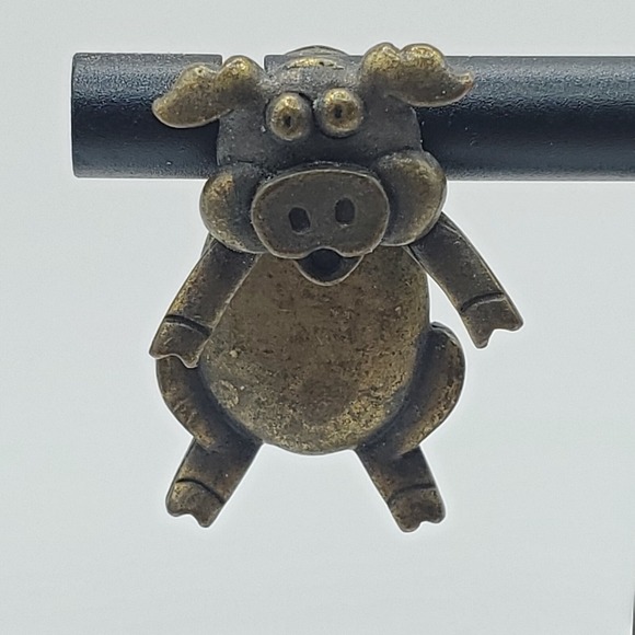 JJ Pigs Pierced Earrings 3D Smiling Bronze Colored Signed Jonette Jewelry - Picture 2 of 8